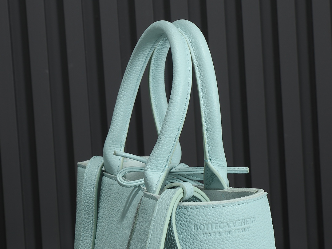 Bottega Veneta Shopping Bags